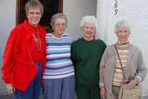 Diana, Yvonne, Loraine, and Dave's mom "Ni-me"